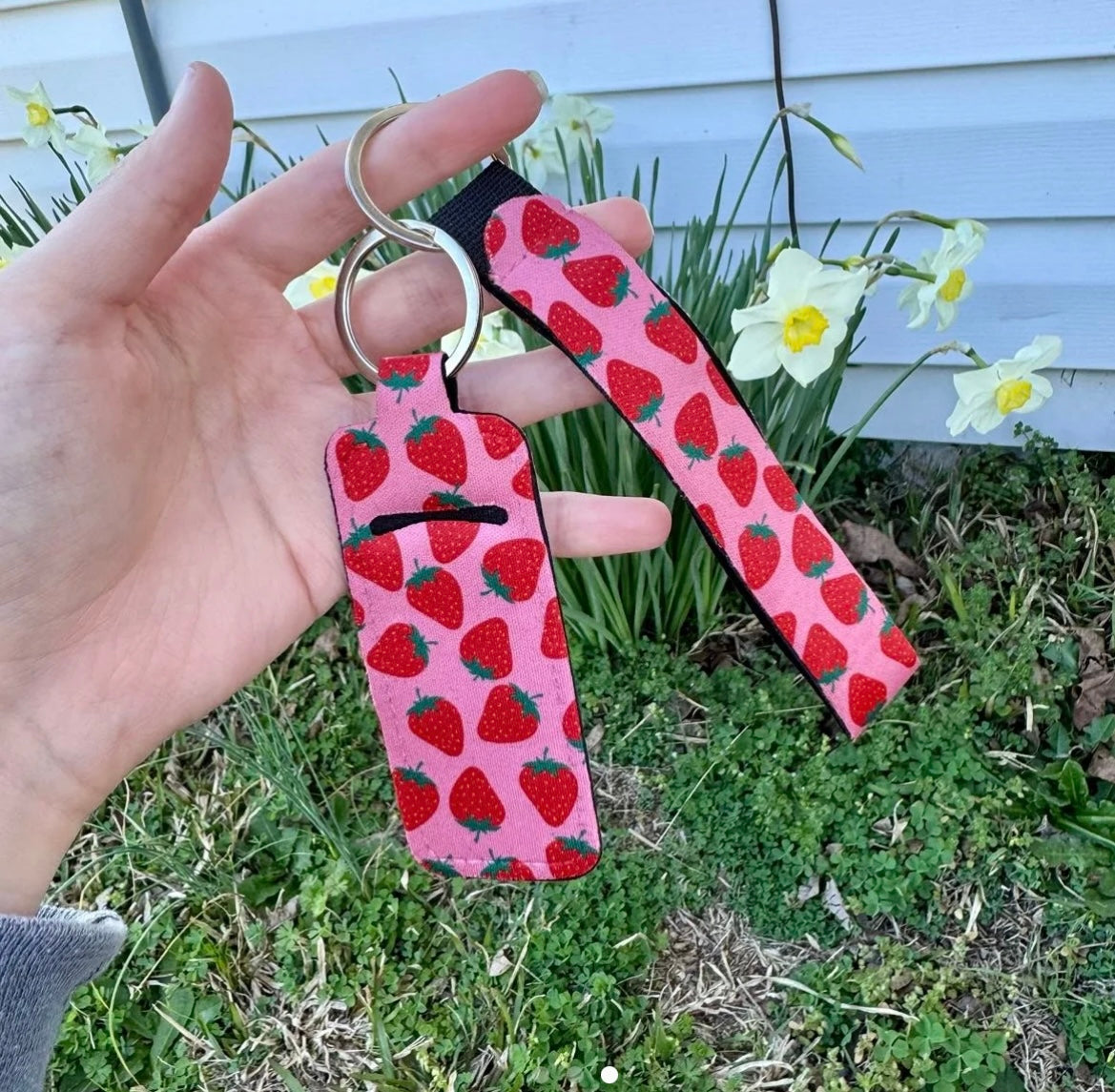 Strawberry 🍓 Wristlet & Matching Balm Holder